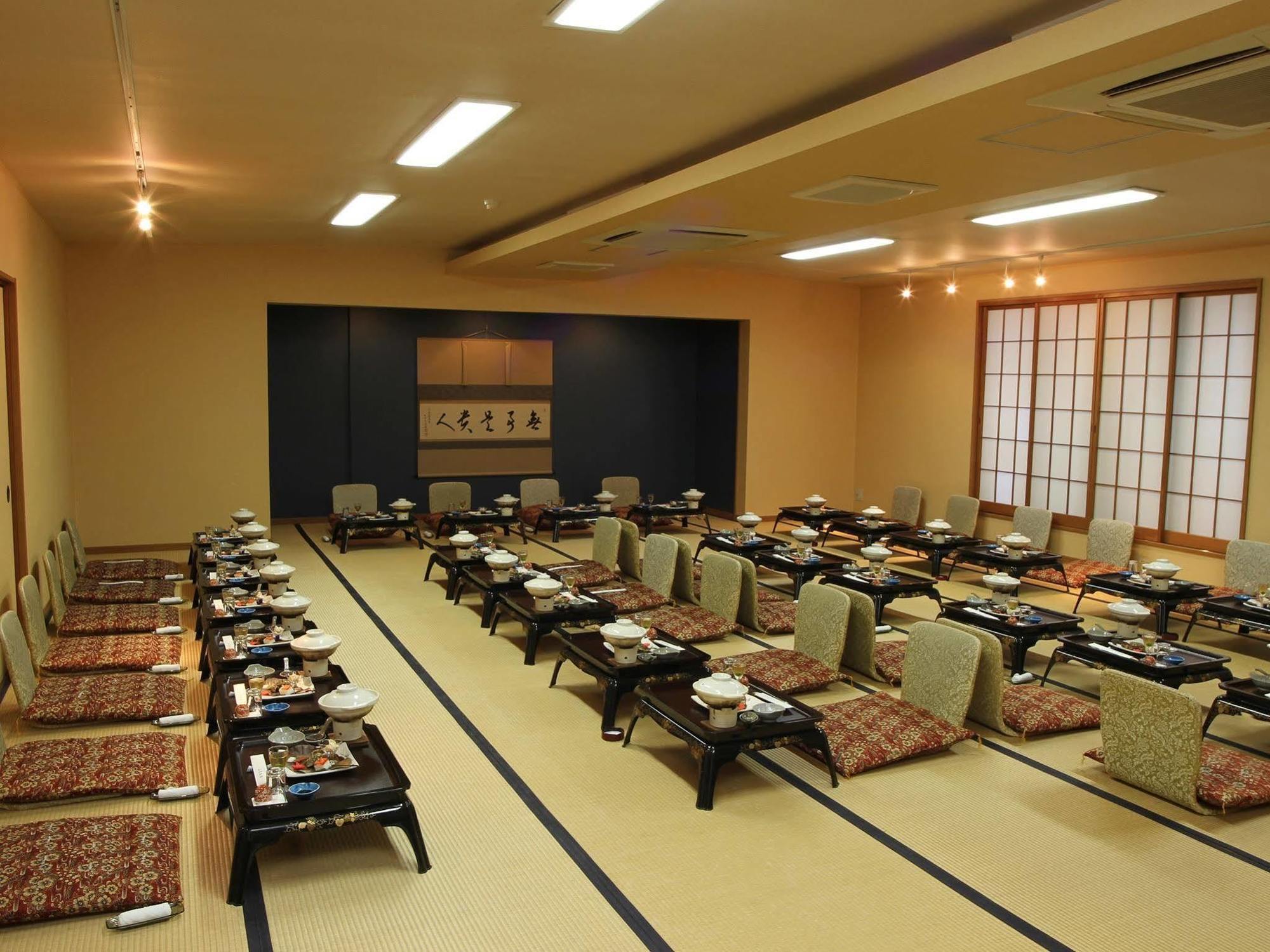 Atami Onsen Yamaki Ryokan Экстерьер фото
